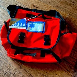 Iron Duck Super BagRed Messenger Bag with Black Straps